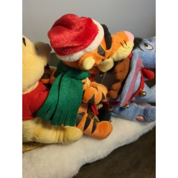 Gemmy Winnie The Pooh Tigger Eeyore Disney Christmas Sleigh Animated Singing - Picture 6 of 13